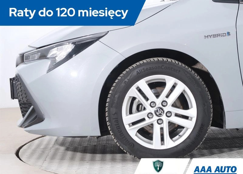 Toyota Corolla cena 76000 przebieg: 89356, rok produkcji 2019 z Mieroszów małe 301